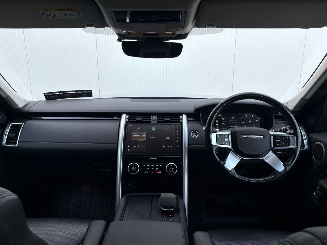 2024 Land Rover Discovery