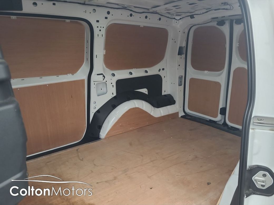 2025 Ford Transit Connect