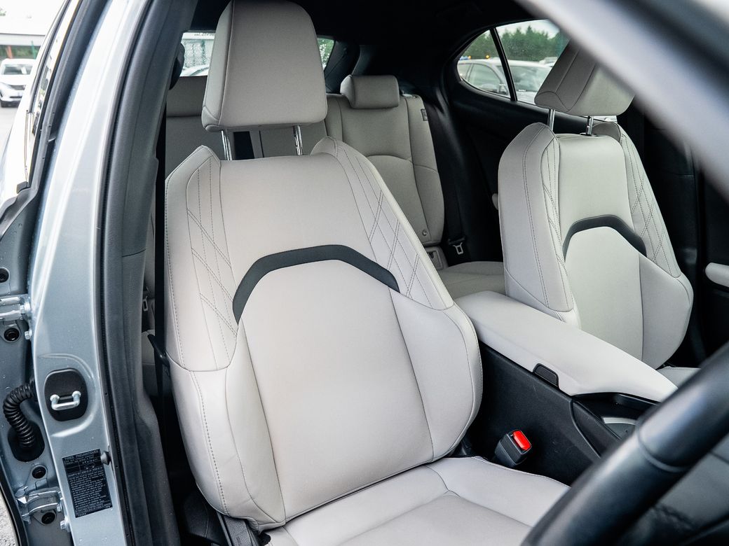 2023 Lexus UX 250H