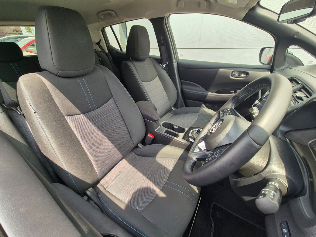 2023 Nissan Leaf