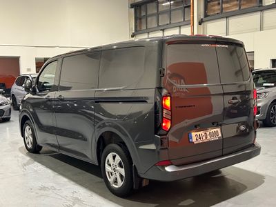 2024 Ford Transit Custom