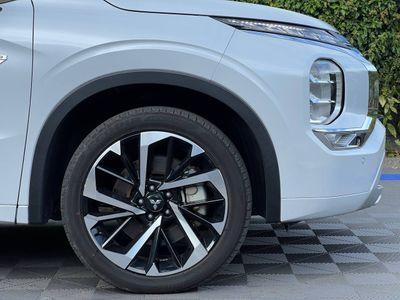 2023 Mitsubishi Outlander