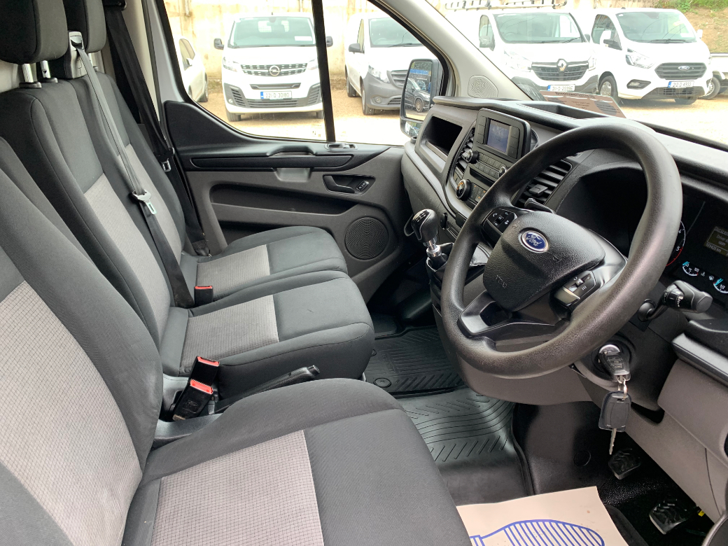 2022 Ford Transit Custom