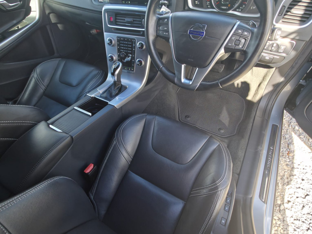 2017 Volvo V60