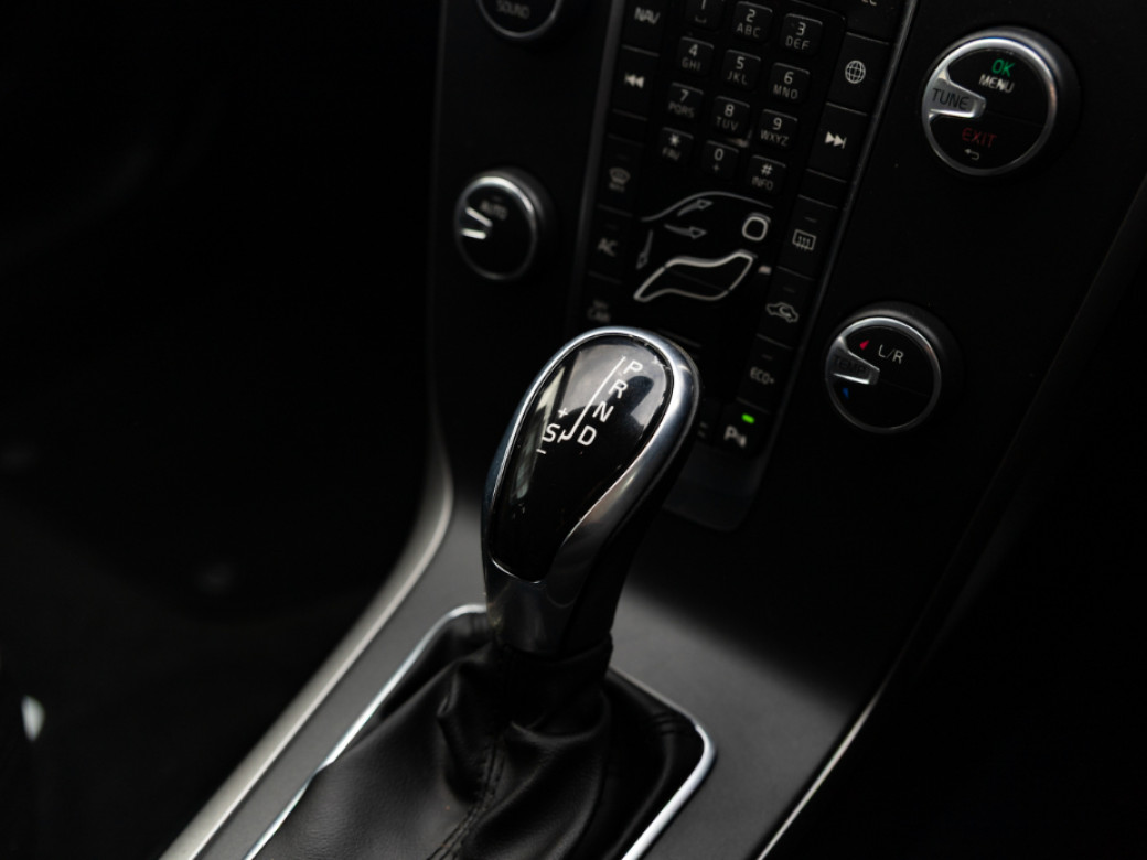 2016 Volvo V40