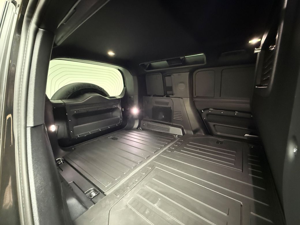 2026 Land Rover Defender