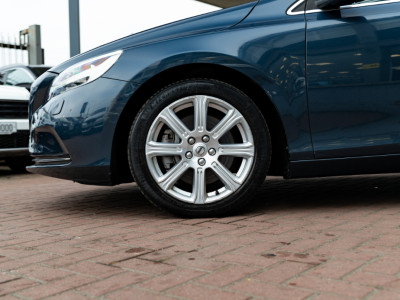 2016 Volvo V40