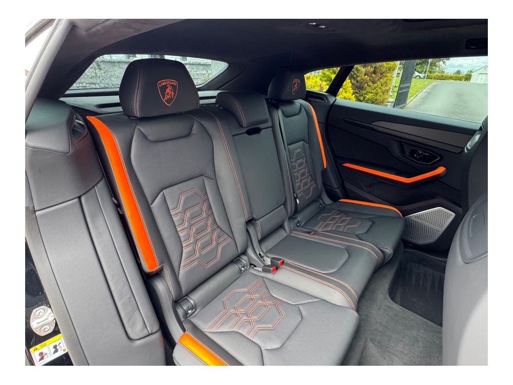 2025 Lamborghini Urus