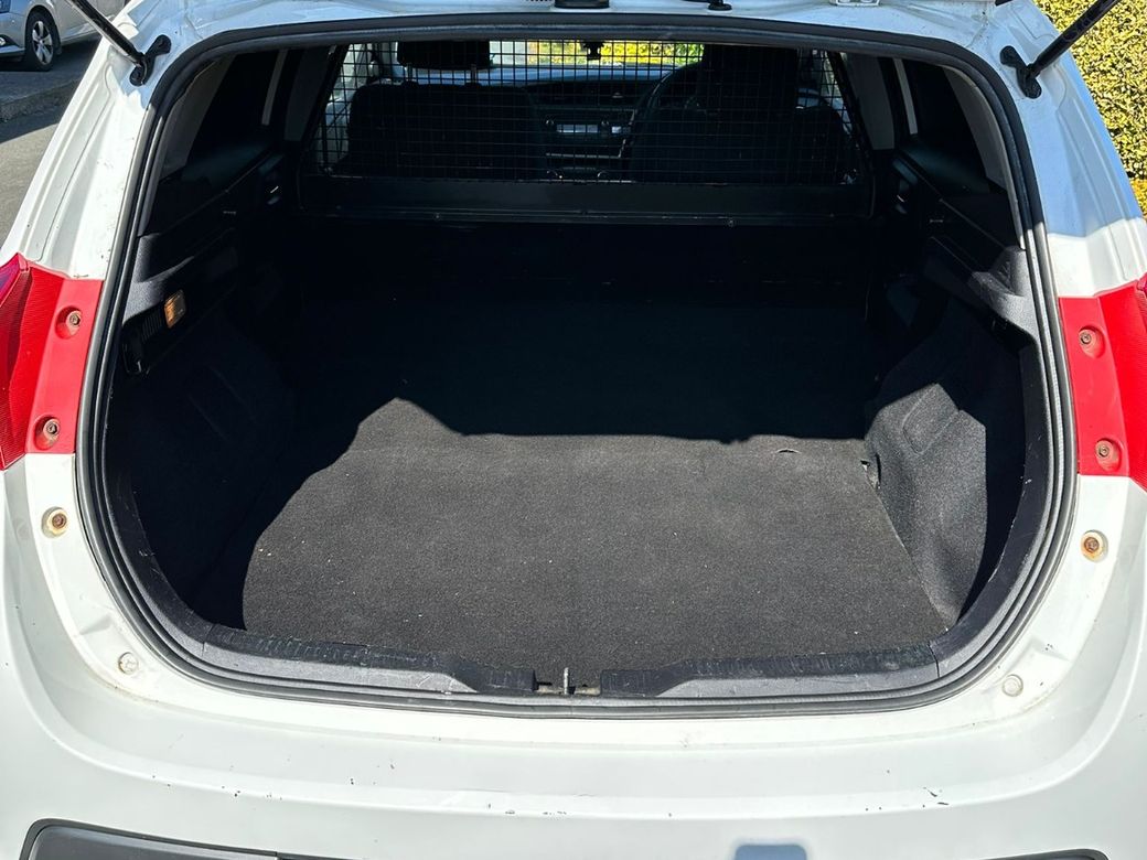 2013 Toyota Auris