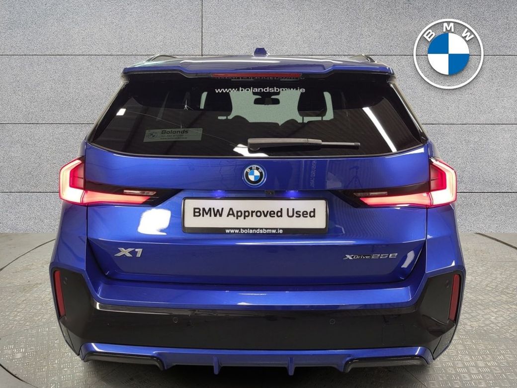 2023 BMW X1