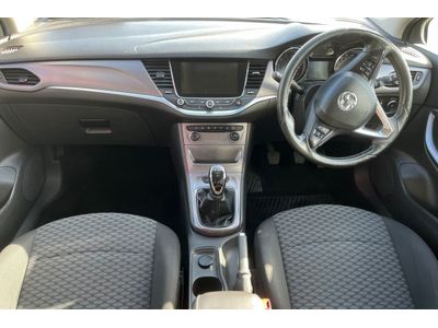 2016 Vauxhall Astra