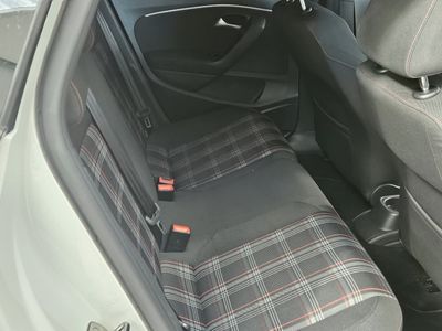 2015 Volkswagen Polo