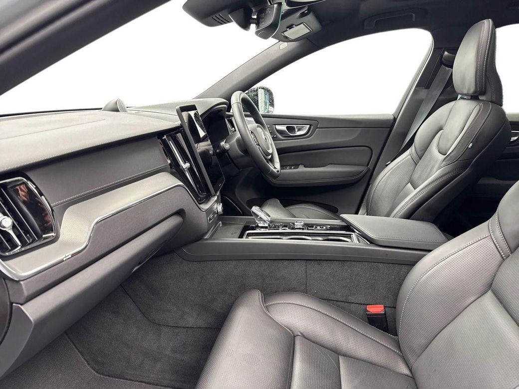 2025 Volvo XC60