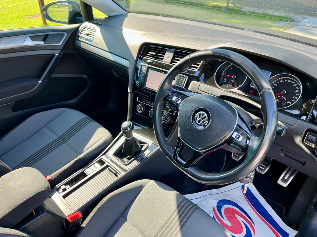 2017 Volkswagen Golf