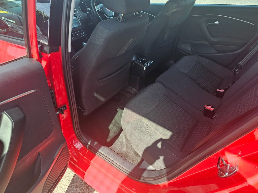 2015 Volkswagen Polo