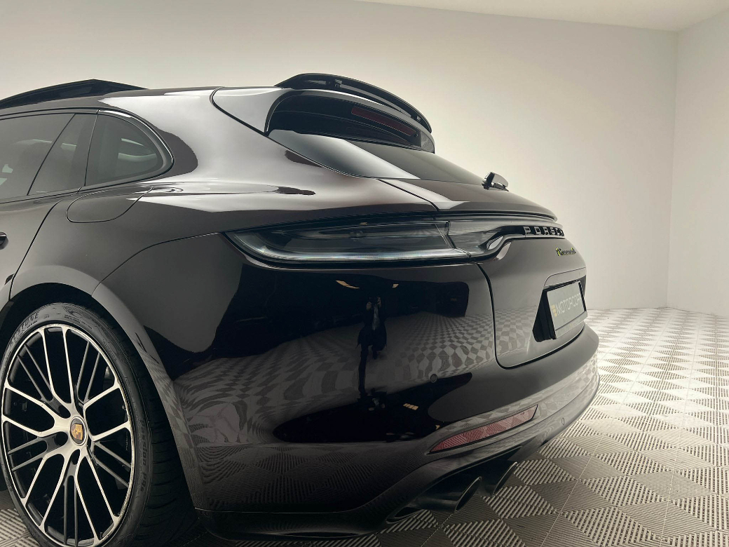 2023 Porsche Panamera