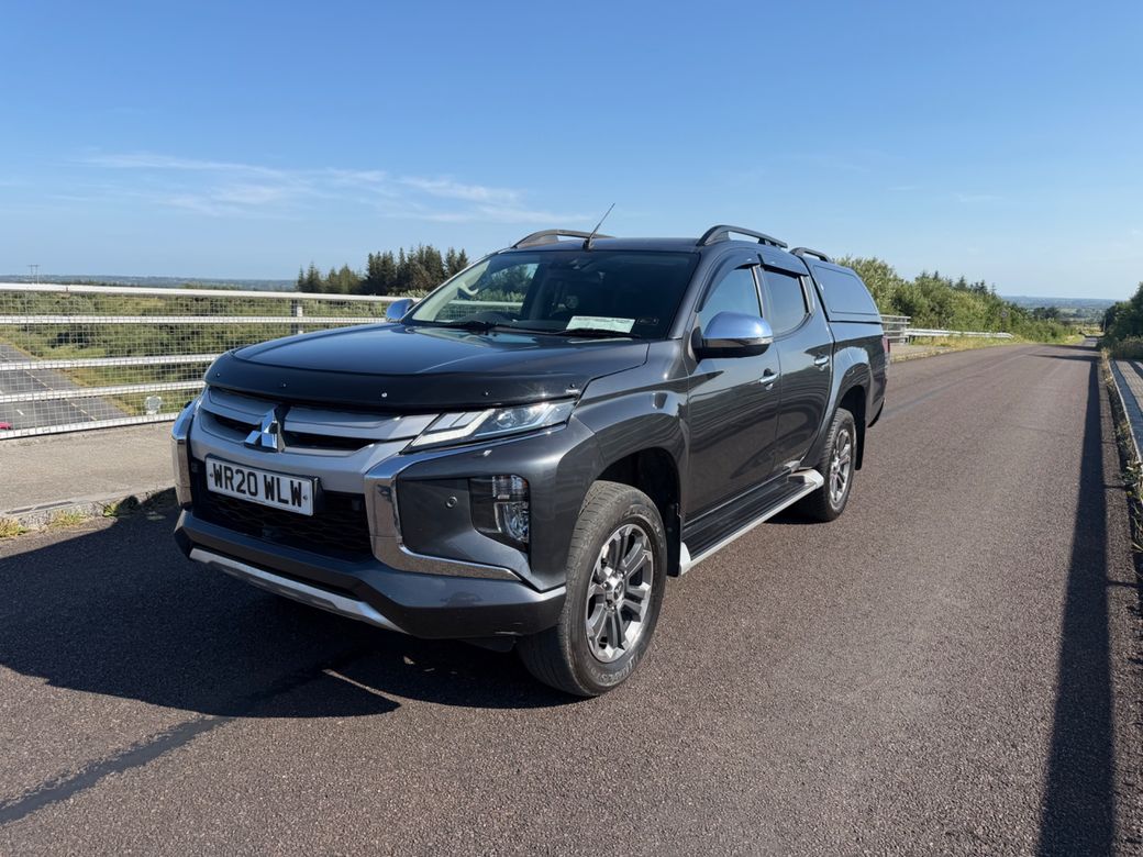 2020 Mitsubishi L200