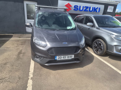 2020 Ford Transit Courier