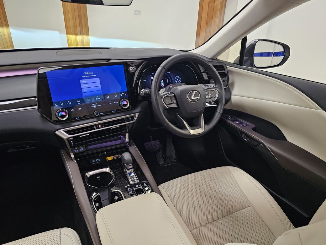 2026 Lexus RX450h+