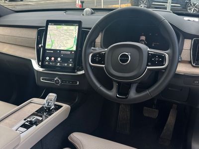 2025 Volvo XC90