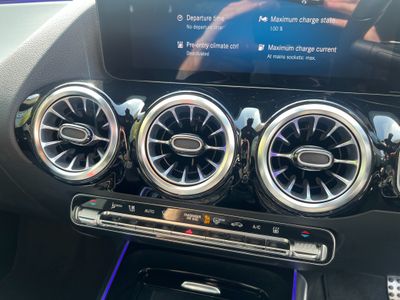 2022 Mercedes-Benz EQA
