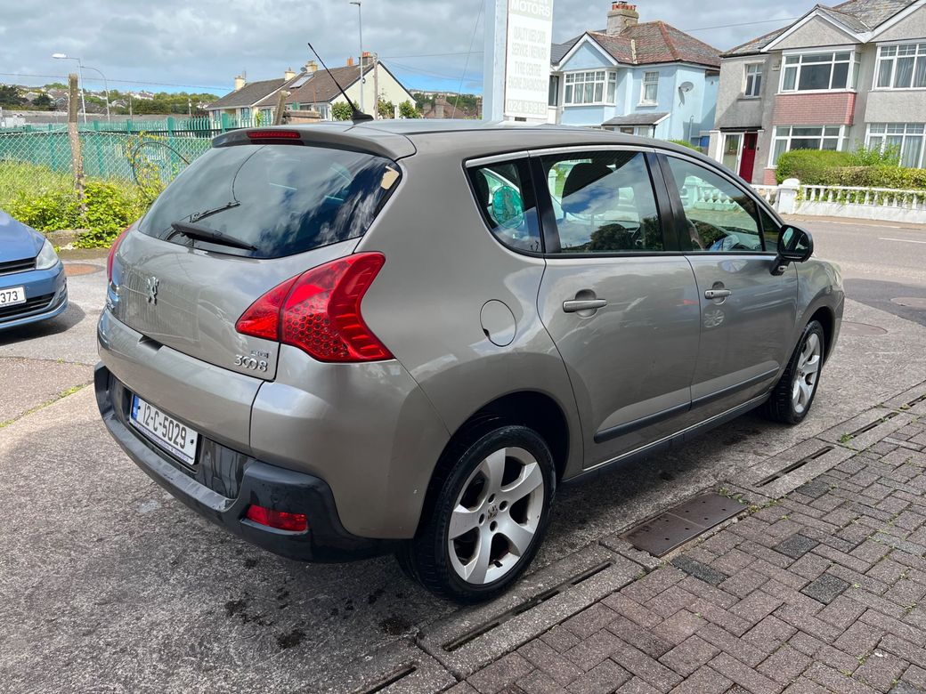 2012 Peugeot 3008