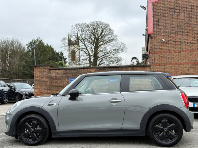 2018 Mini Hatch