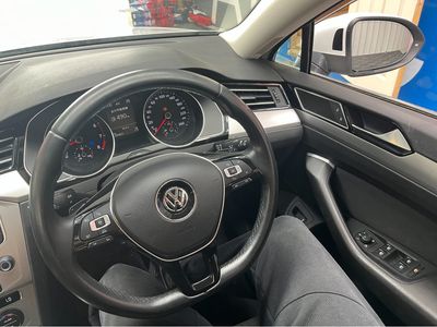 2016 Volkswagen Passat