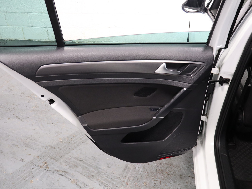 2018 Volkswagen Golf