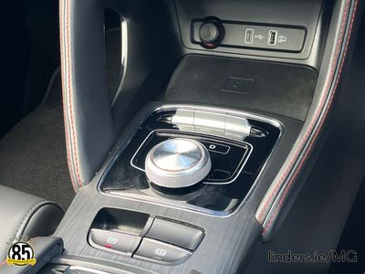 2022 MG ZS