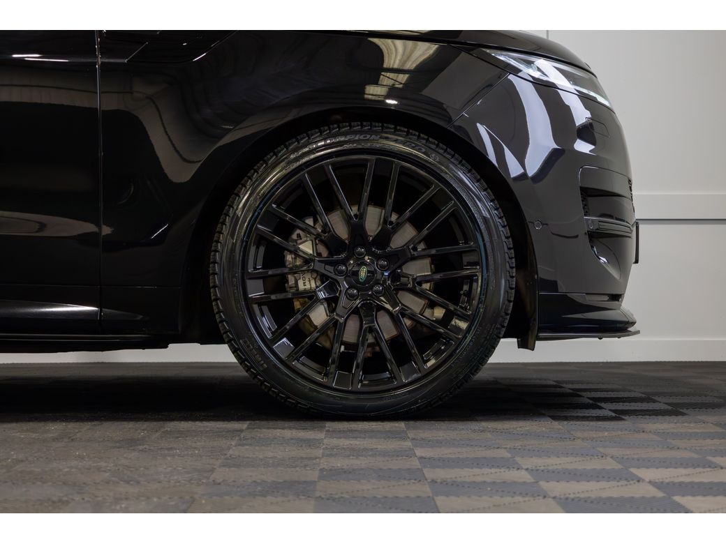 2025 Land Rover Range Rover Sport