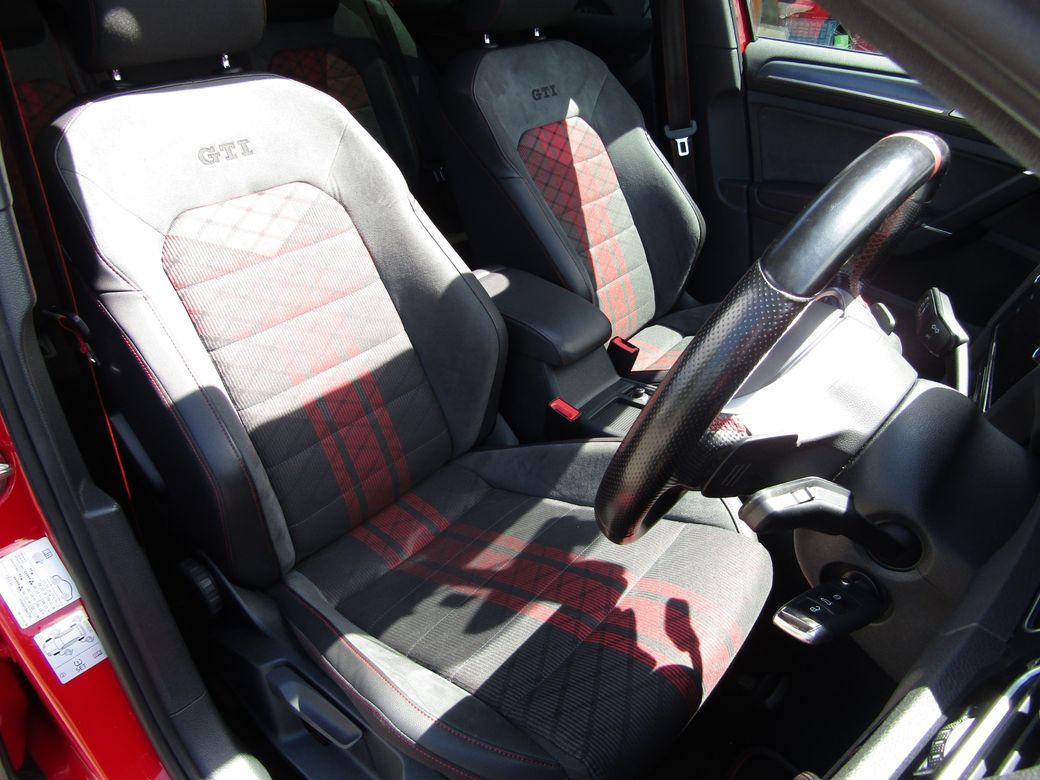 2019 Volkswagen Golf