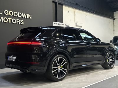 2024 Porsche Cayenne