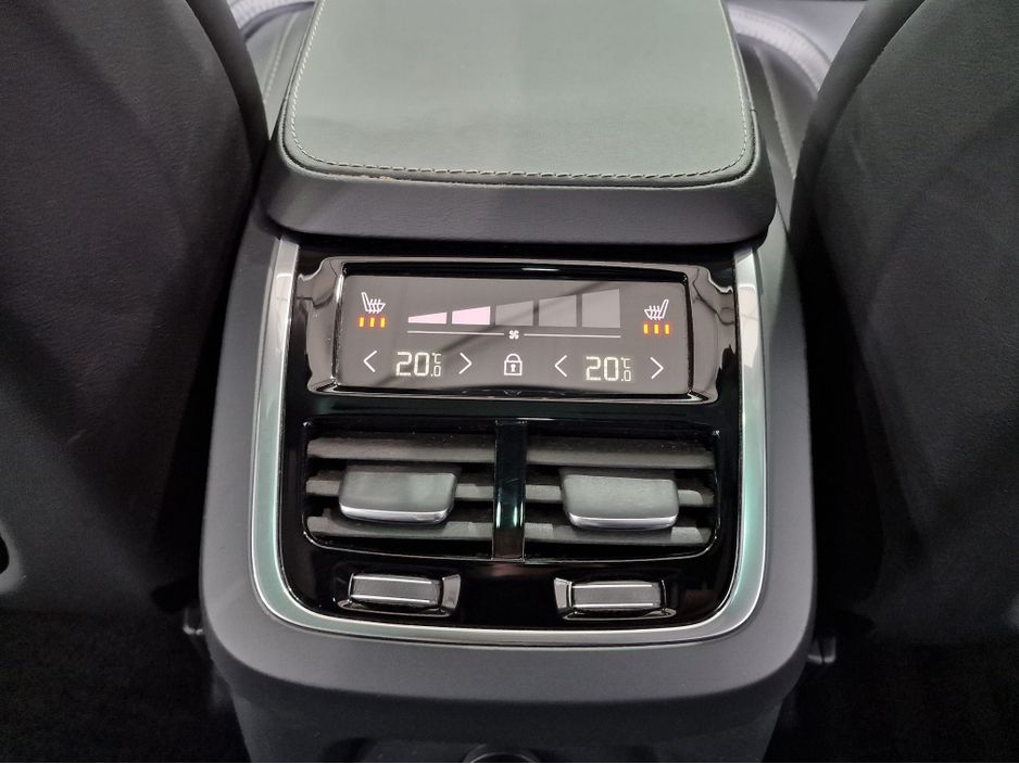 2024 Volvo XC90