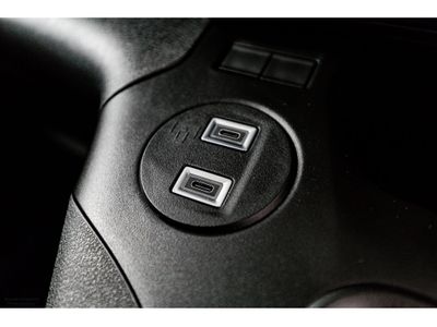 2025 Peugeot Partner