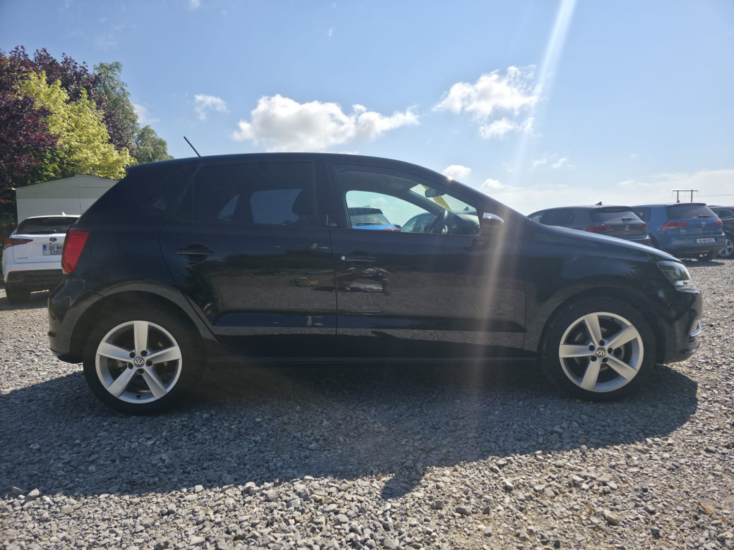2017 Volkswagen Polo