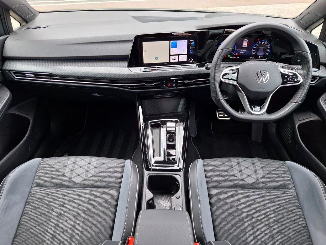 2024 Volkswagen Golf