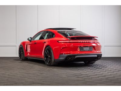 2025 Porsche Panamera