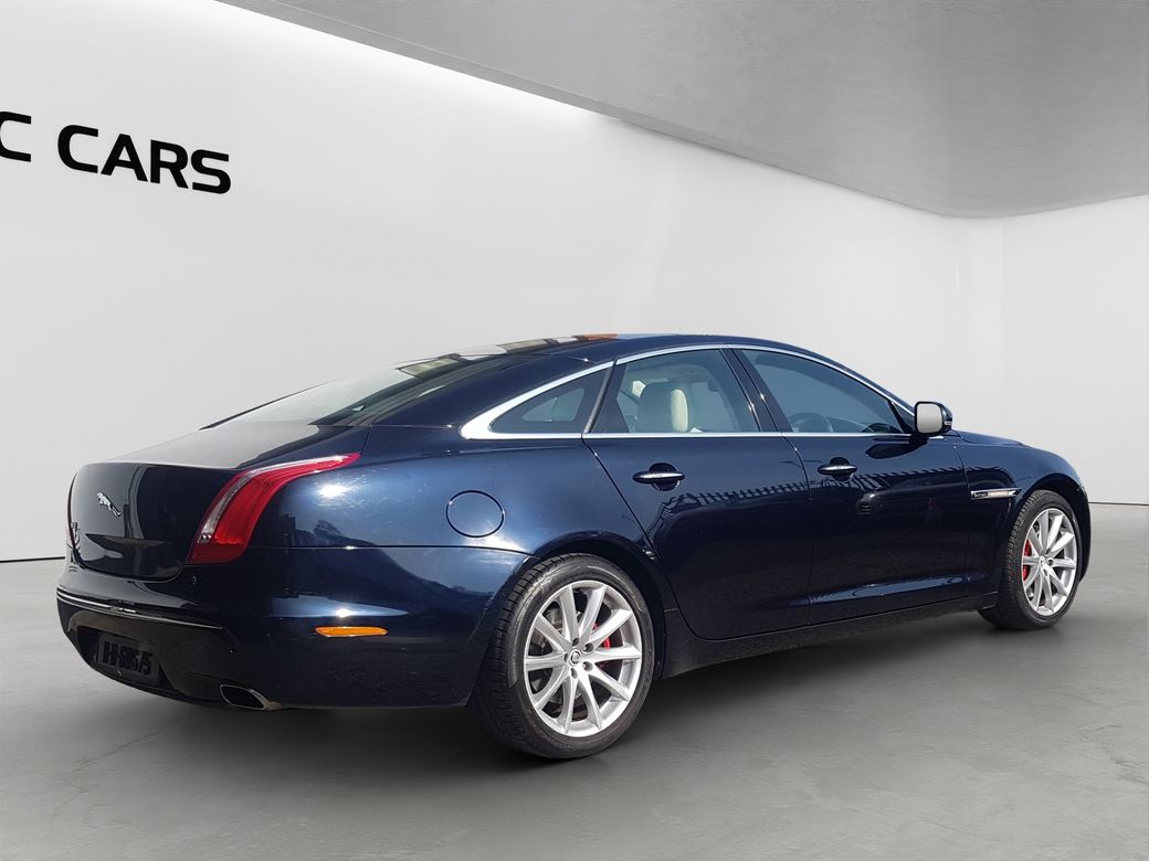 2011 Jaguar XJ