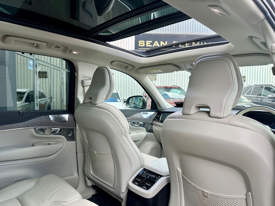 2023 Volvo XC90