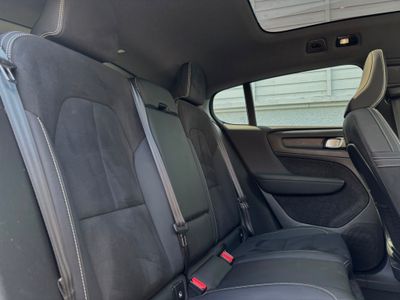 2023 Volvo C40