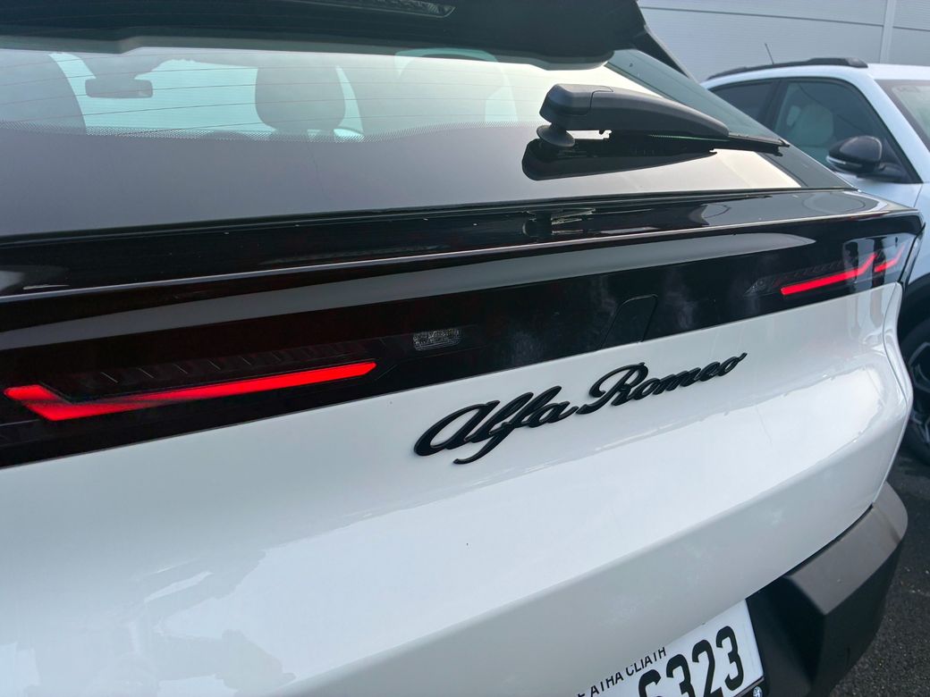 2025 Alfa Romeo Junior