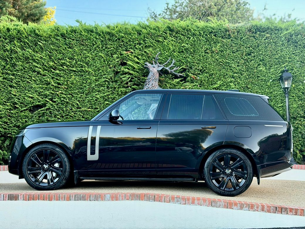 2025 Land Rover Range Rover