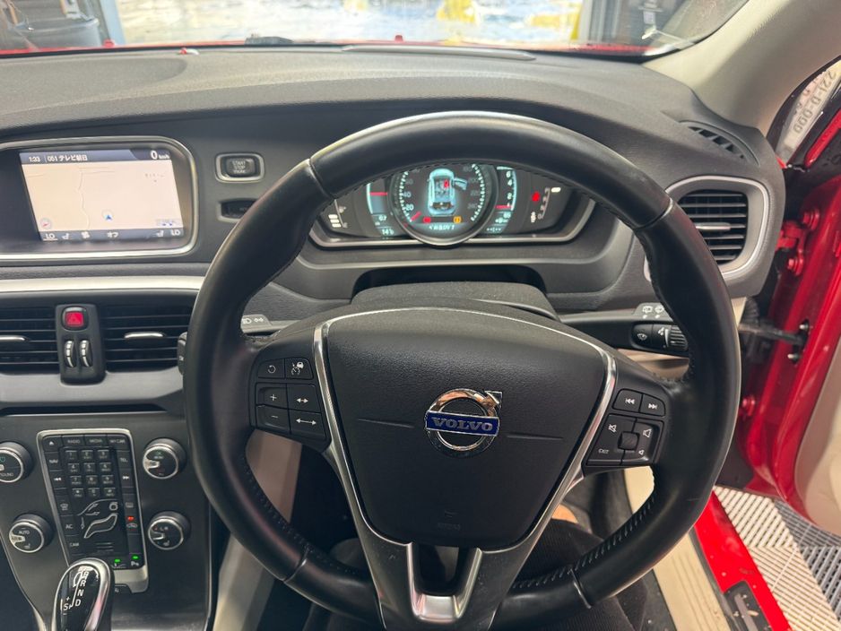 2014 Volvo V40