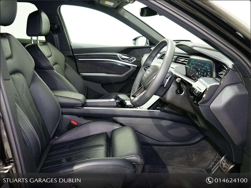 2024 Audi Q8 e-tron