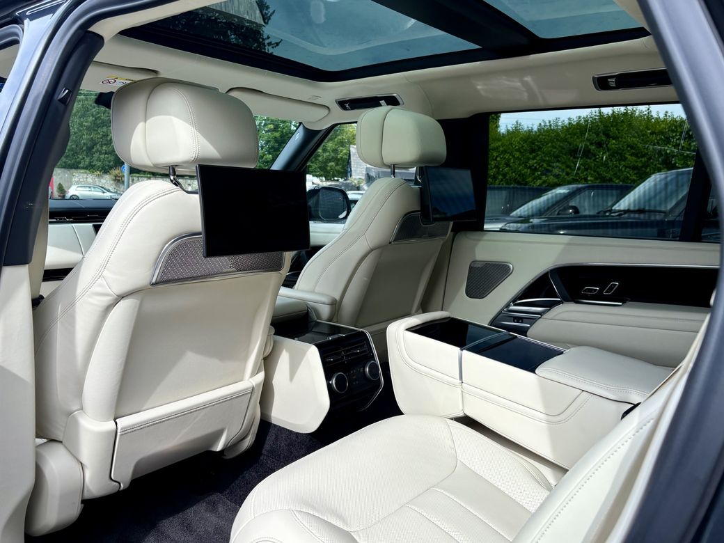 2024 Land Rover Range Rover
