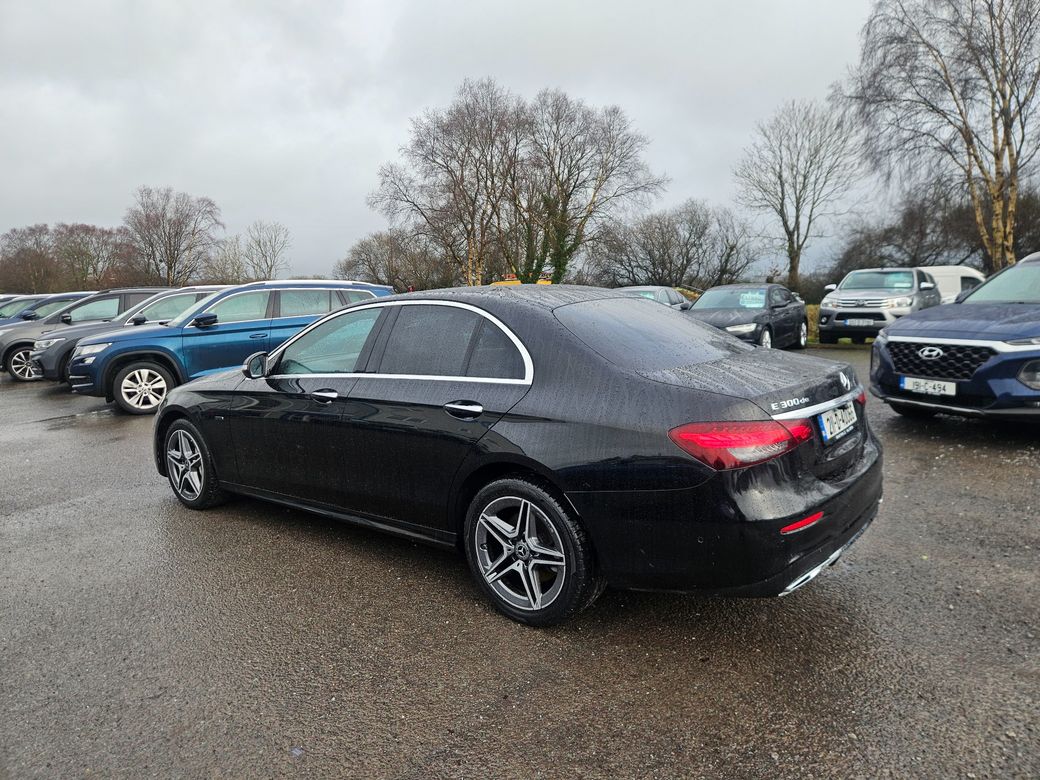 2021 Mercedes-Benz E 300