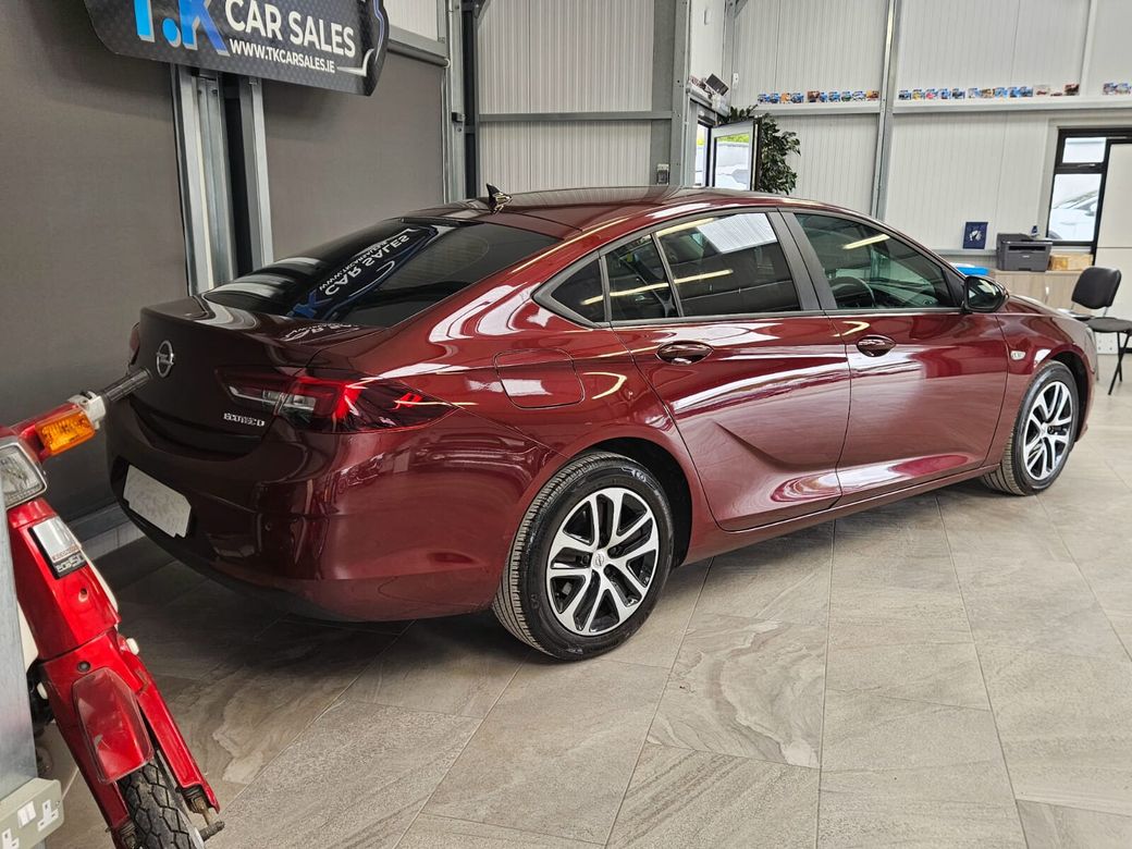2019 Opel Insignia