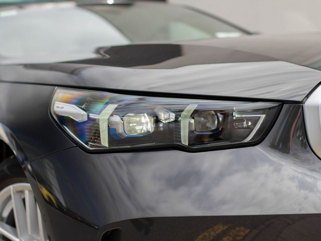 2025 BMW i5