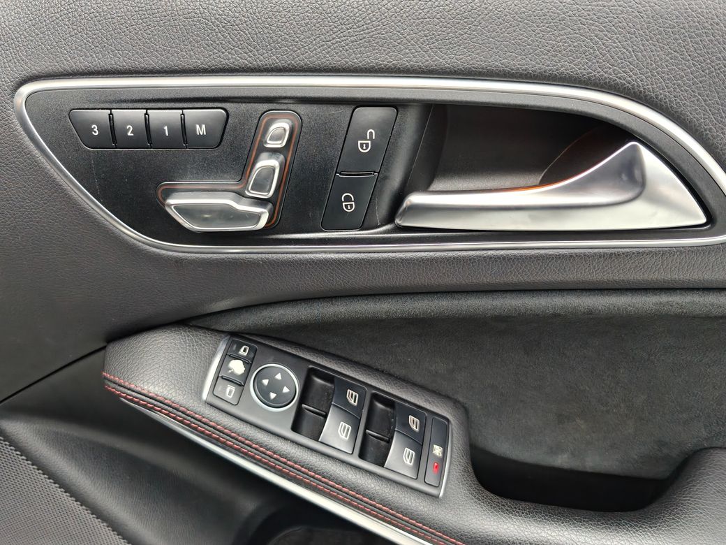 2016 Mercedes-Benz A 180